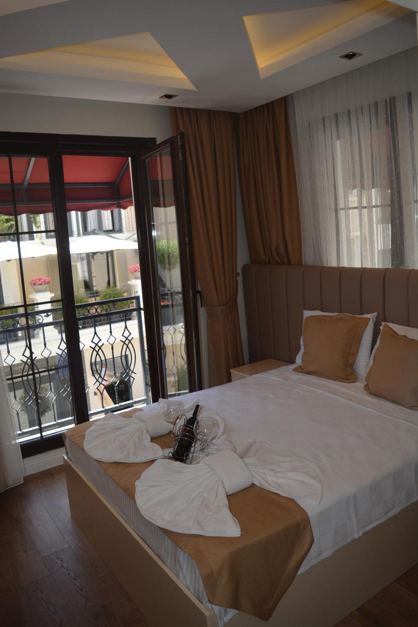 Garden Elisa Hotel Istanbul Bagian luar foto